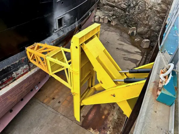 Side Support Arms At Hamek