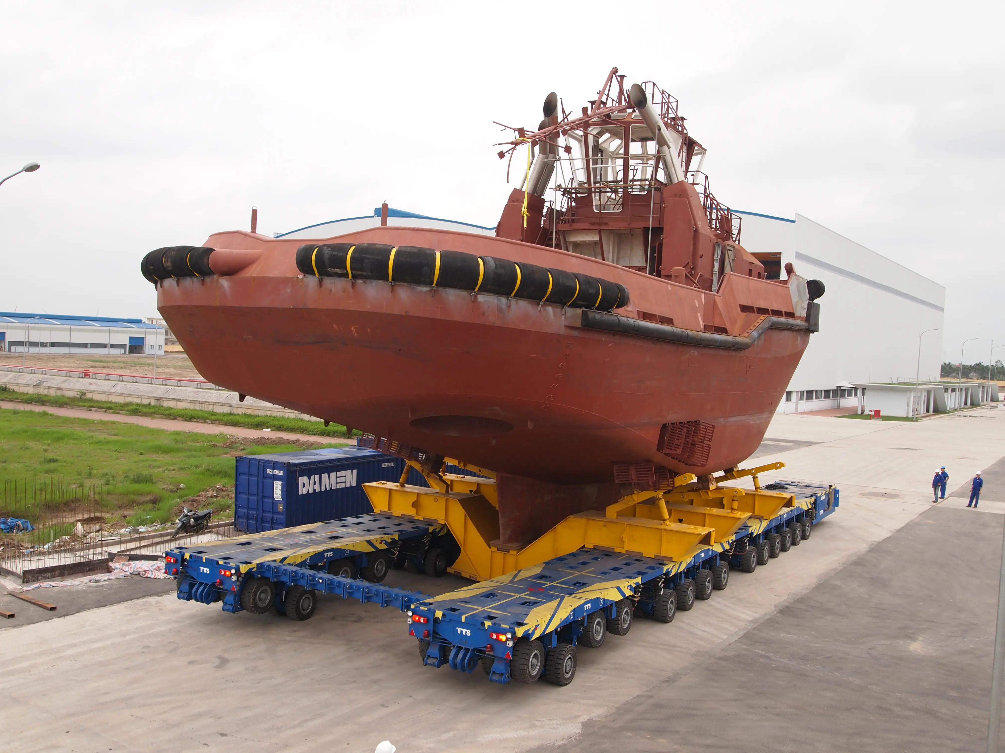 Transfer Systems - Self Propelled Modular Transporter | Syncrolift